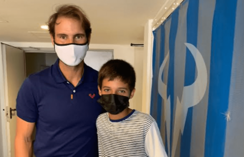 El teldense Alberto Pulido, junto a Rafa Nadal / TA